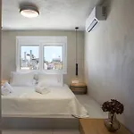 New Town Deluxe Loft Apartment Rhodes City